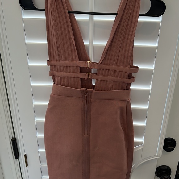 House of CB Tan Dress (XS) - Picture 6 of 8